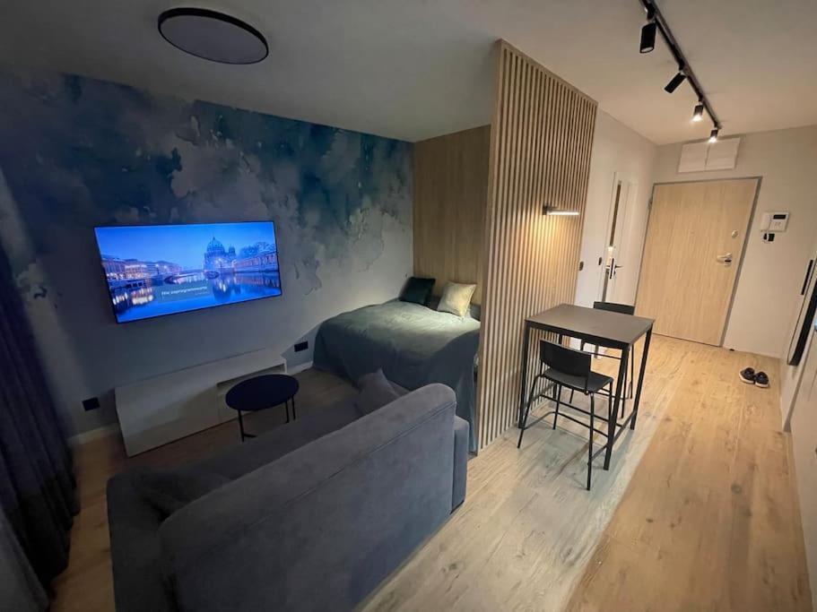 Blue River Apartment - Вроцлав Экстерьер фото